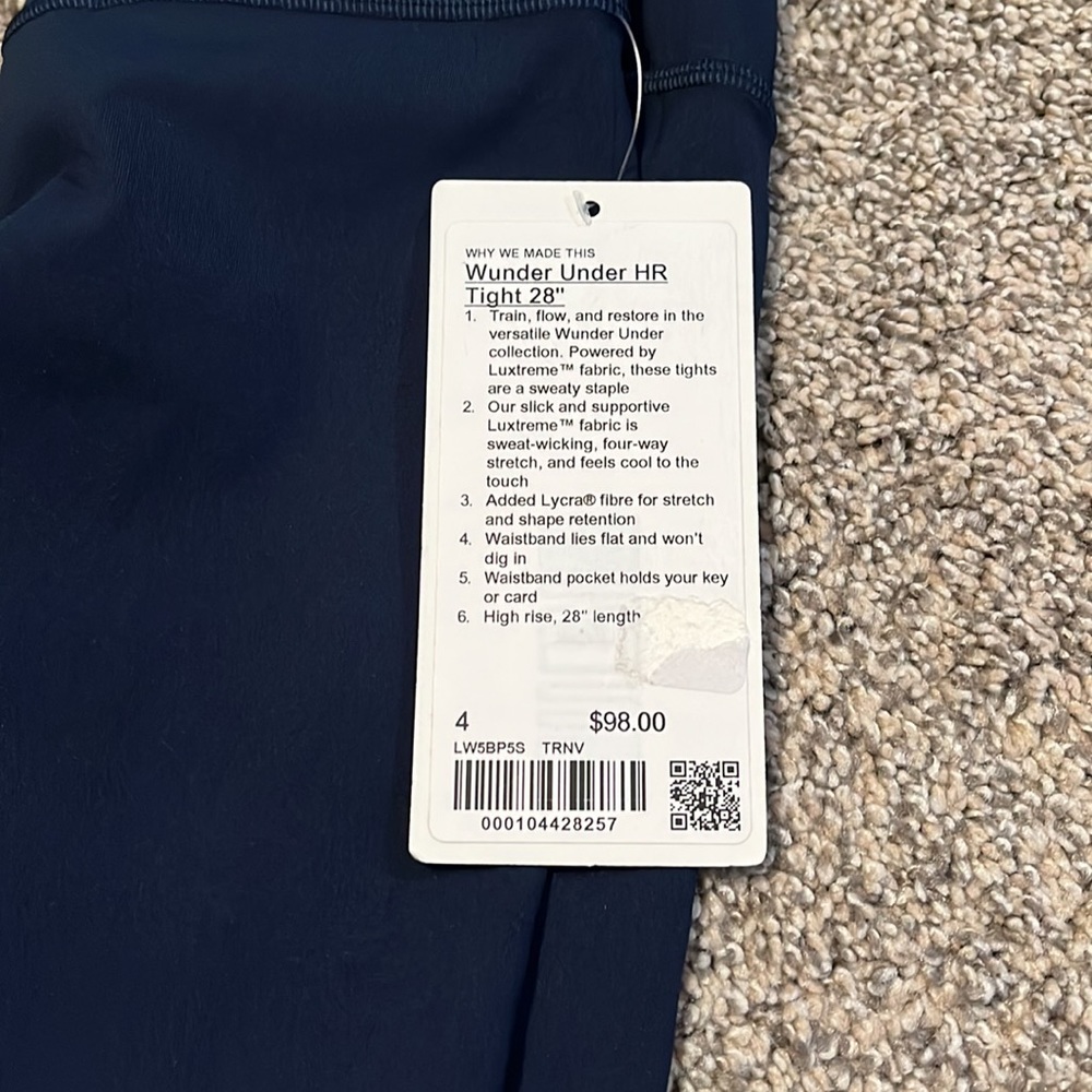 •• NWT Lululemon Wunder Under leggings size 4 - Picture 3 of 5